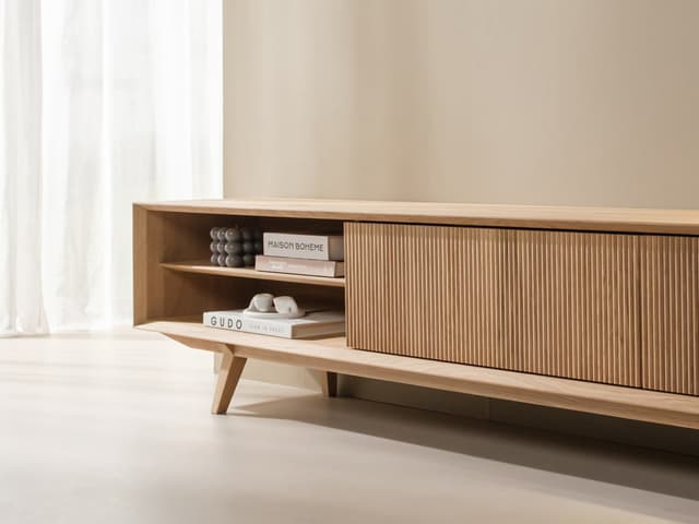 2840 TV Meubel Groove Houten Poot Gv 240x38x30  Dsc F4733 4x3 Max6mb Knip